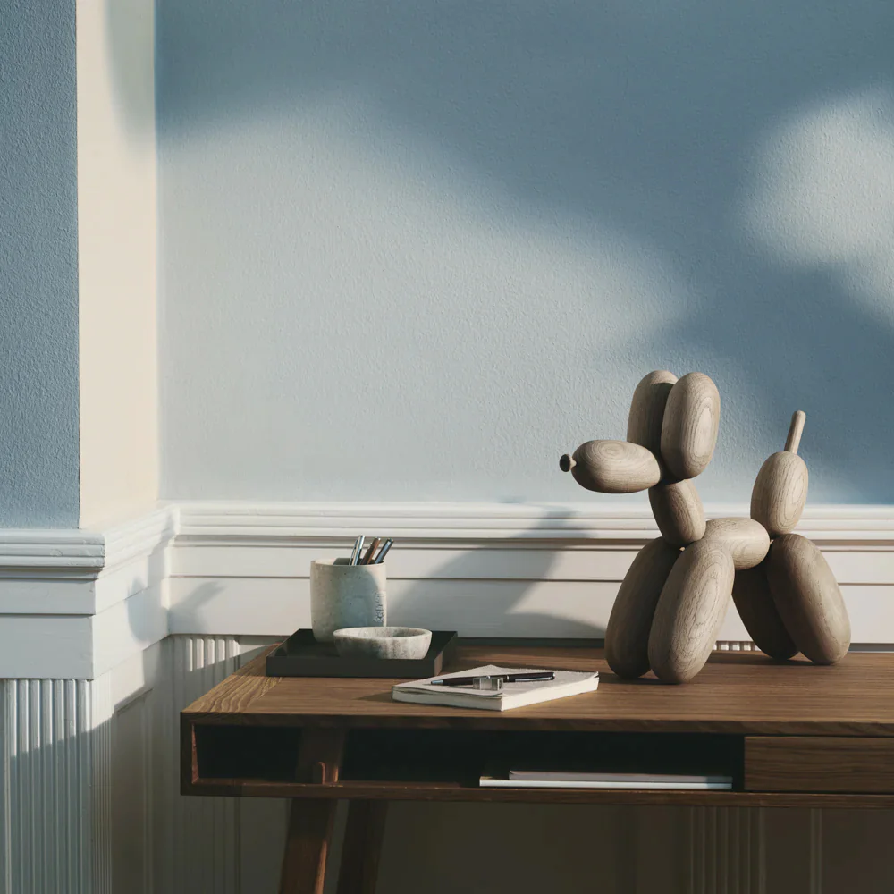 Large Oak Balloon Dog - Image 2
