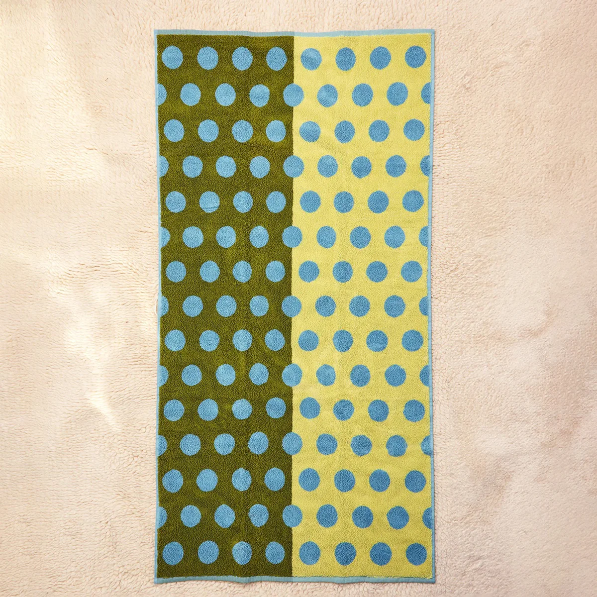 Dusen Dusen Dots Towel: Set of 3 - Image 4
