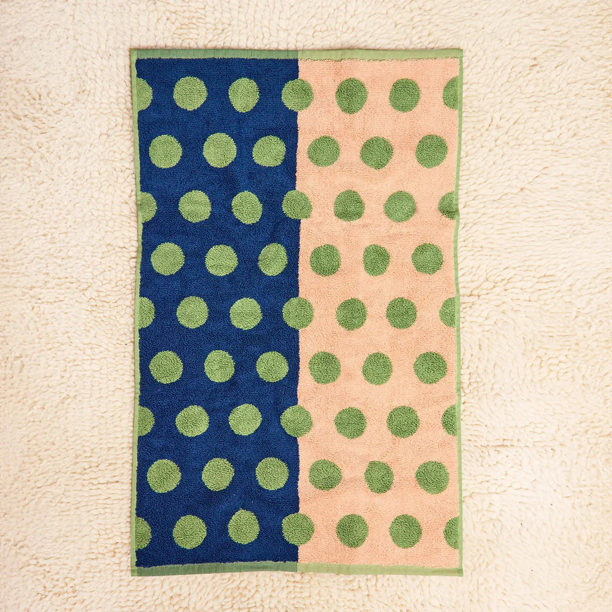 Dusen Dusen Dots Towel: Set of 3 - Image 5