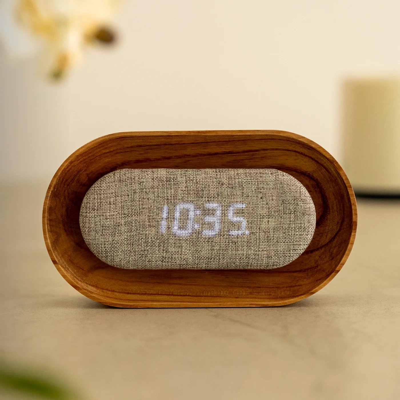 Lumos Oval Clock: White Ash - Image 3