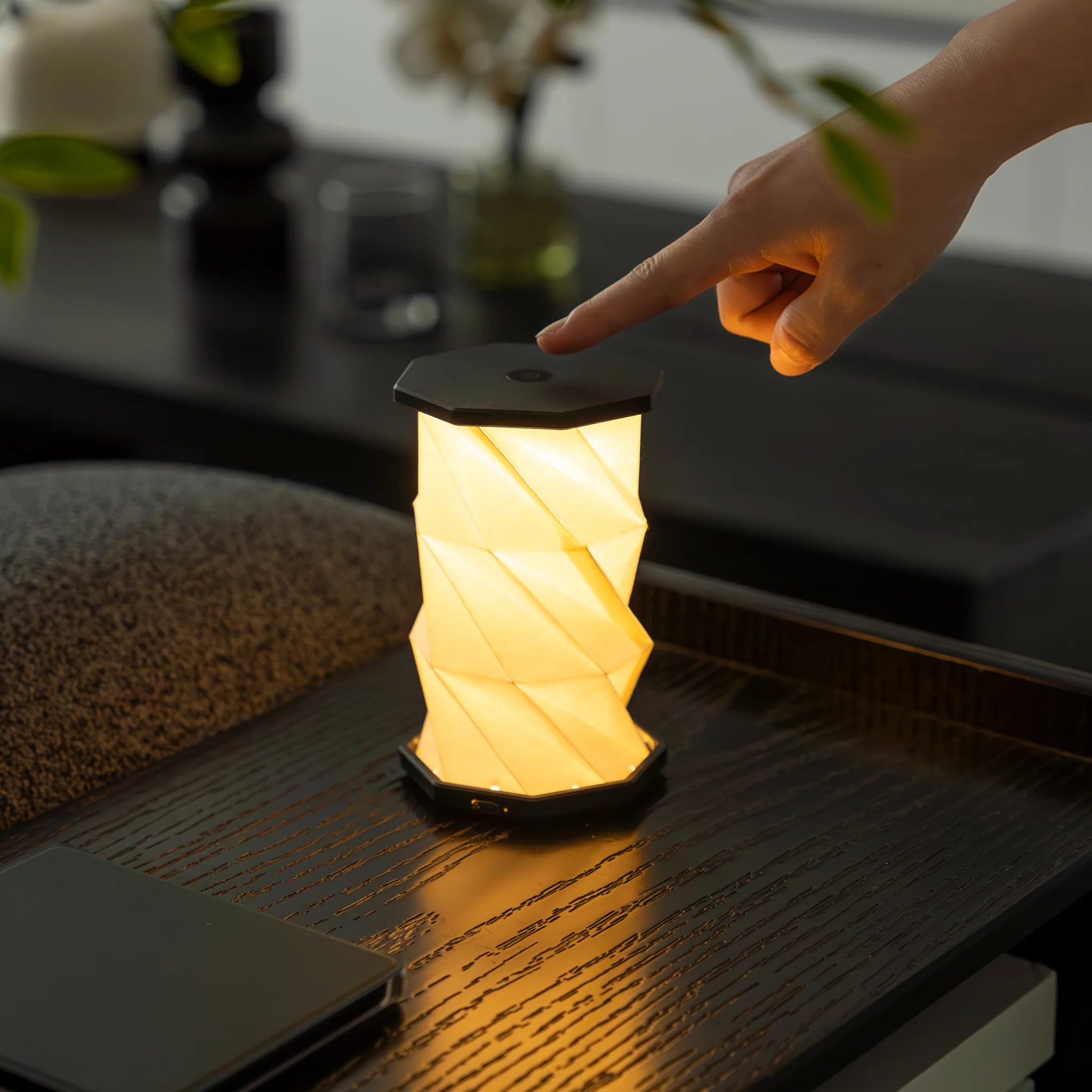 Mini Twist Hex Light: Black - Image 3