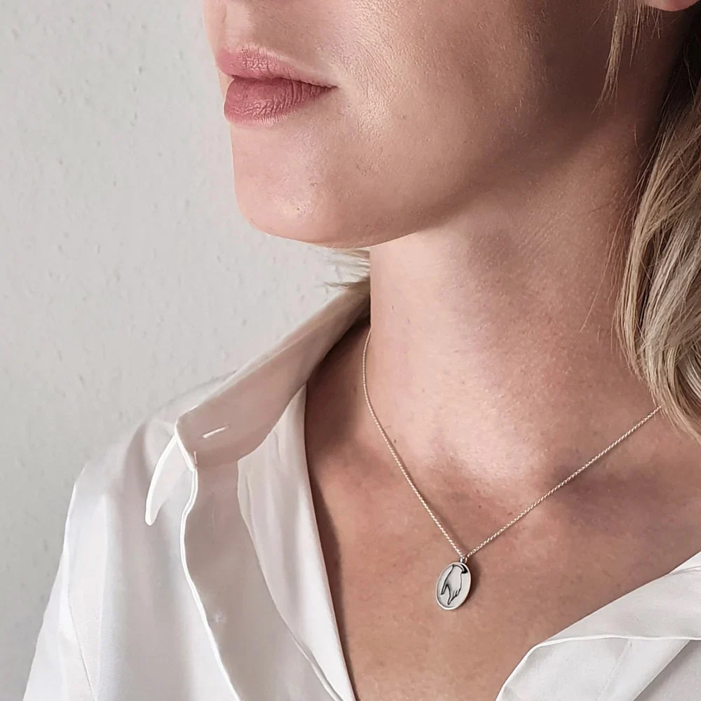 The Oval Basic Pendant Necklace: Victorian Hand - Image 2